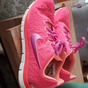 Excellent condition nike free 5.0